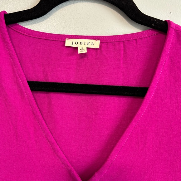 Magenta JODIFL, (sold via Pink Blush) small Front Button, Balloon Sleeve Dress - Picture 6 of 8